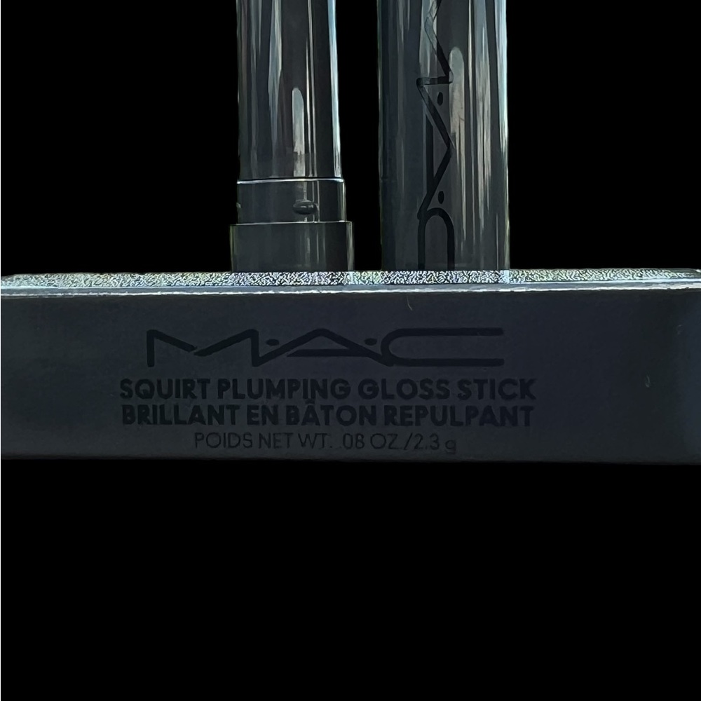 MAC Squirt Plumping Gloss Stick in JET - Picture 4 of 16